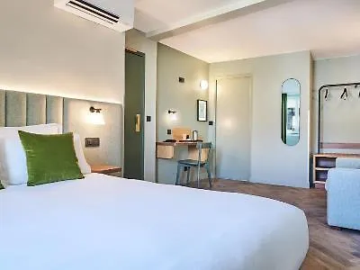 Hotel 10 Opéra by HappyCulture Parigi