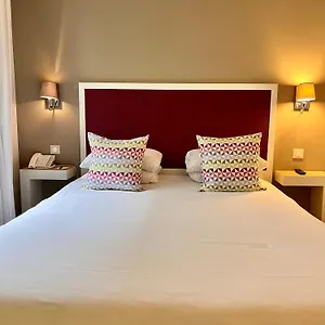 Kyriad 18 - Porte De Clignancourt - Montmartre Ξενοδοχείο